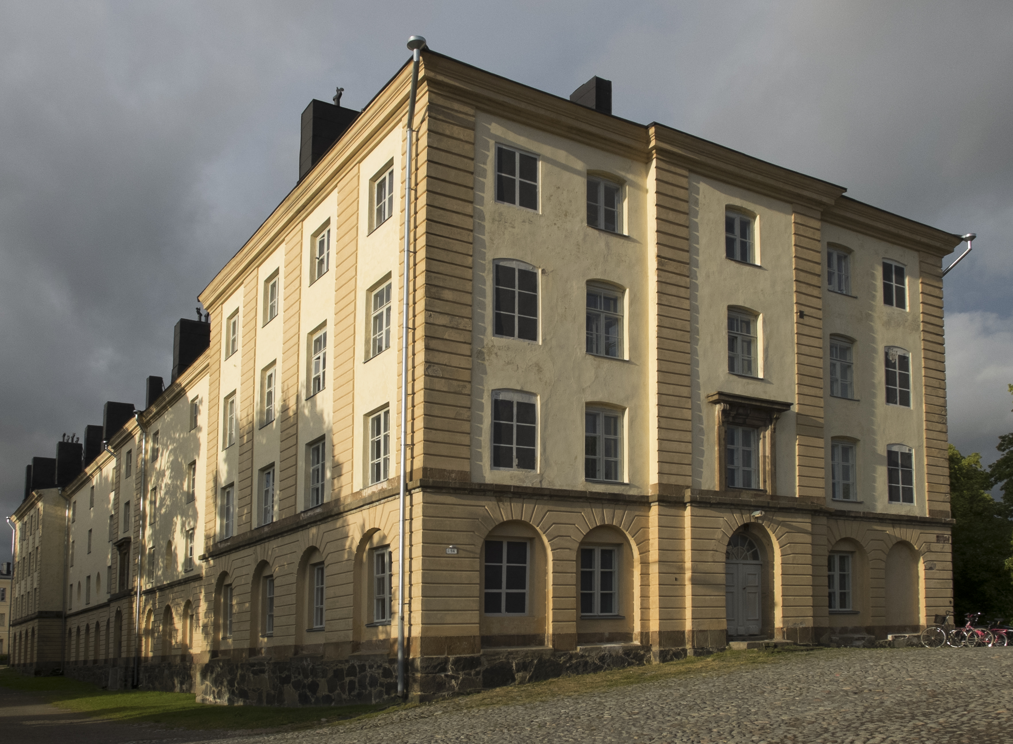 Noakin arkki illalla ennen sadetta